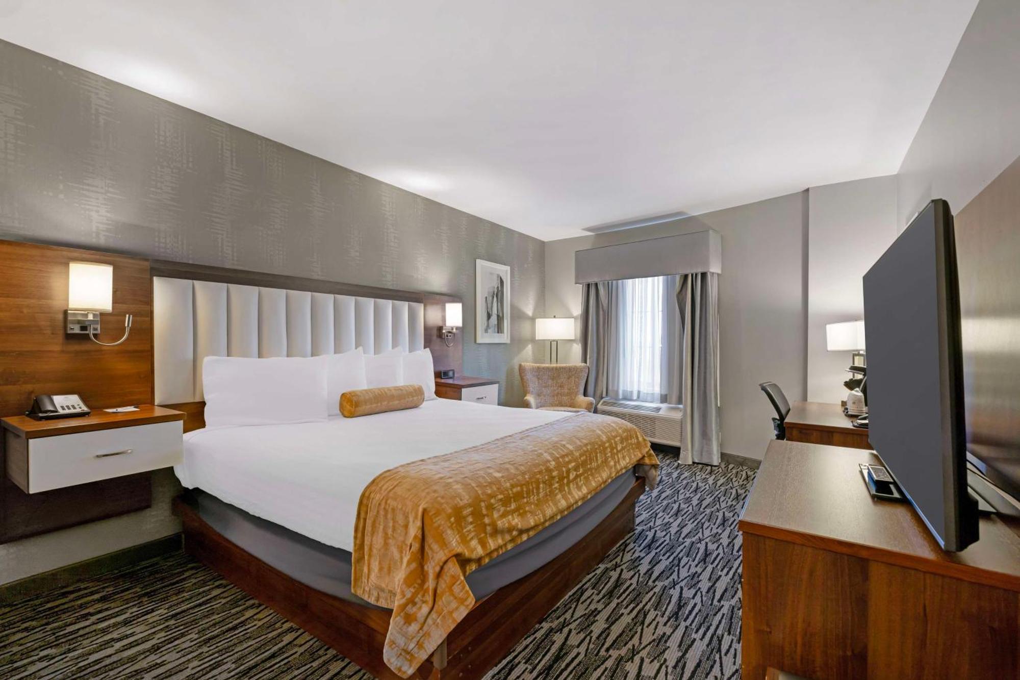 Best Western On The Avenue Buffalo Exterior photo