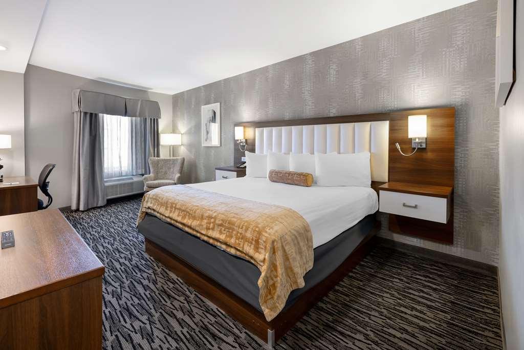 Best Western On The Avenue Buffalo Room photo