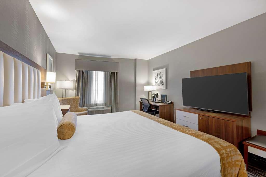 Best Western On The Avenue Buffalo Room photo